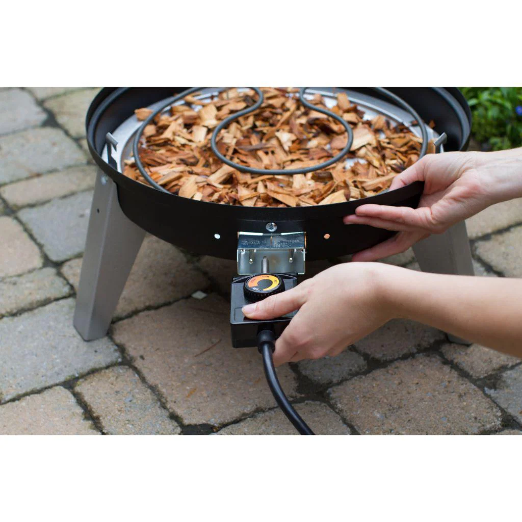 Americana 21" Black Electric 2-In-1 Electric Combo Water Smoker - Image 6
