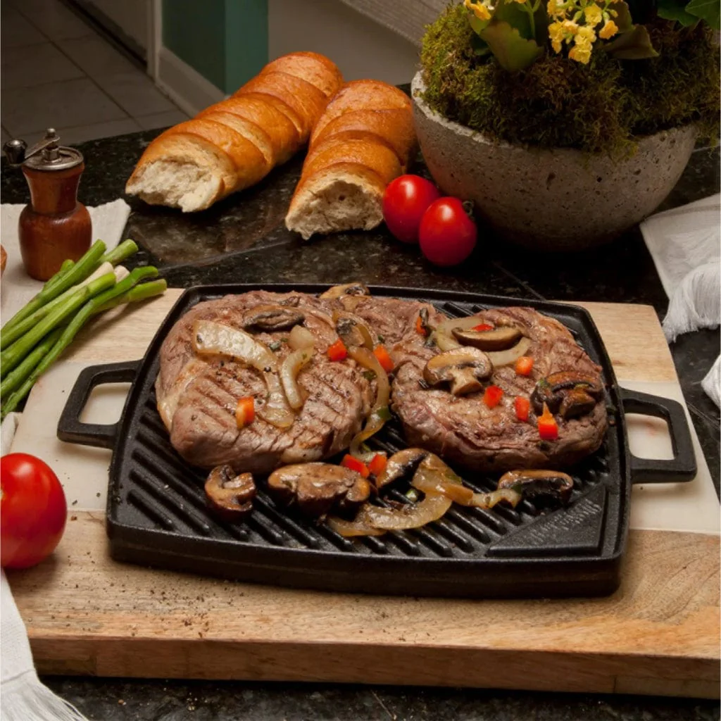 Bayou Classic 14" Cast Iron Reversible Square Griddle - Image 4