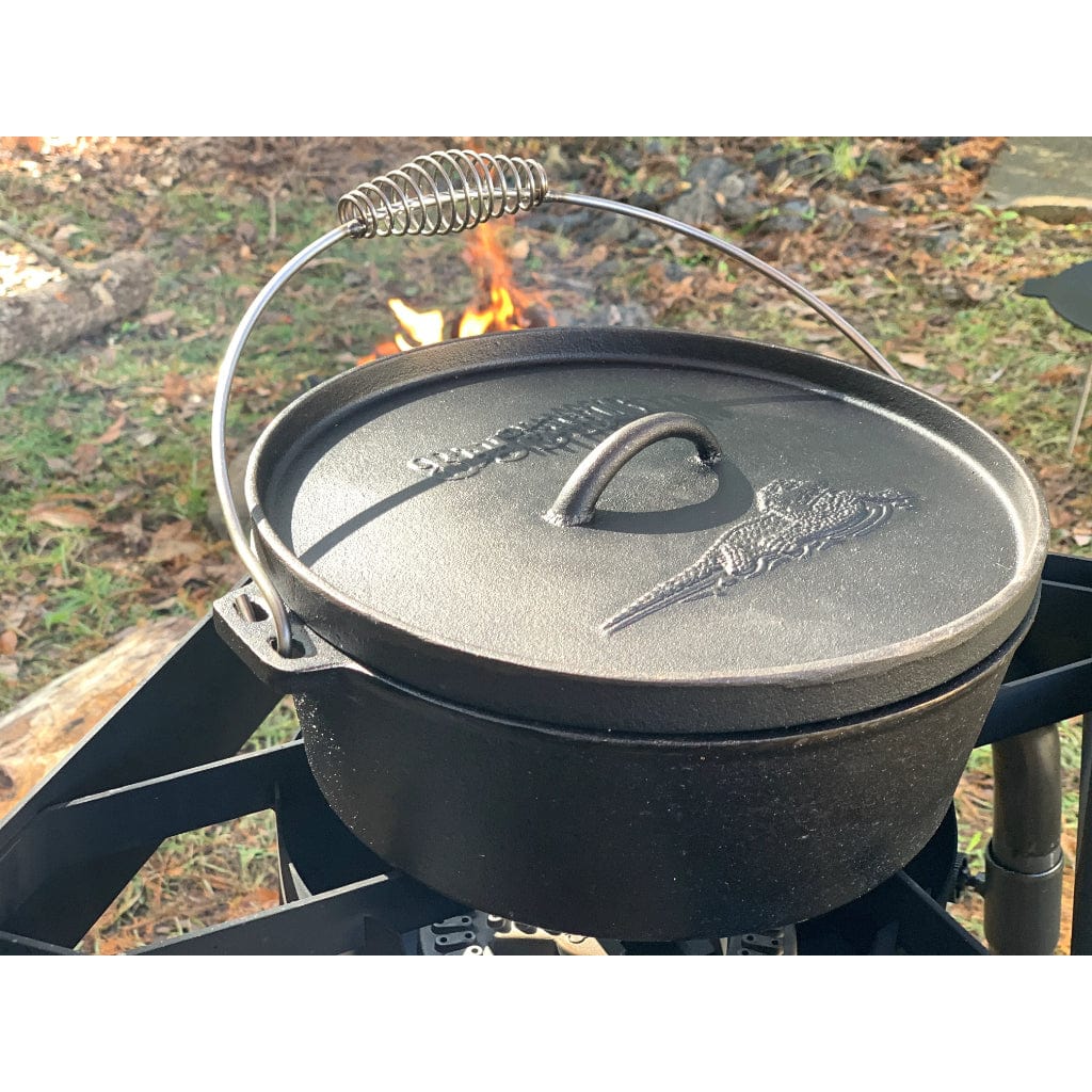 Bayou Classic 4-Quart Cast Iron Dutch Oven - Image 4