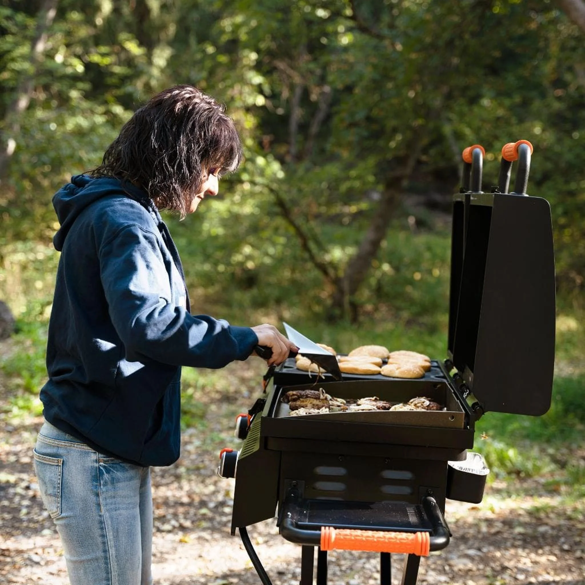 Blackstone 17" On The Go 3-IN-1 Propane Gas Tailgater Griddle / Grill Box and Burner - Image 9
