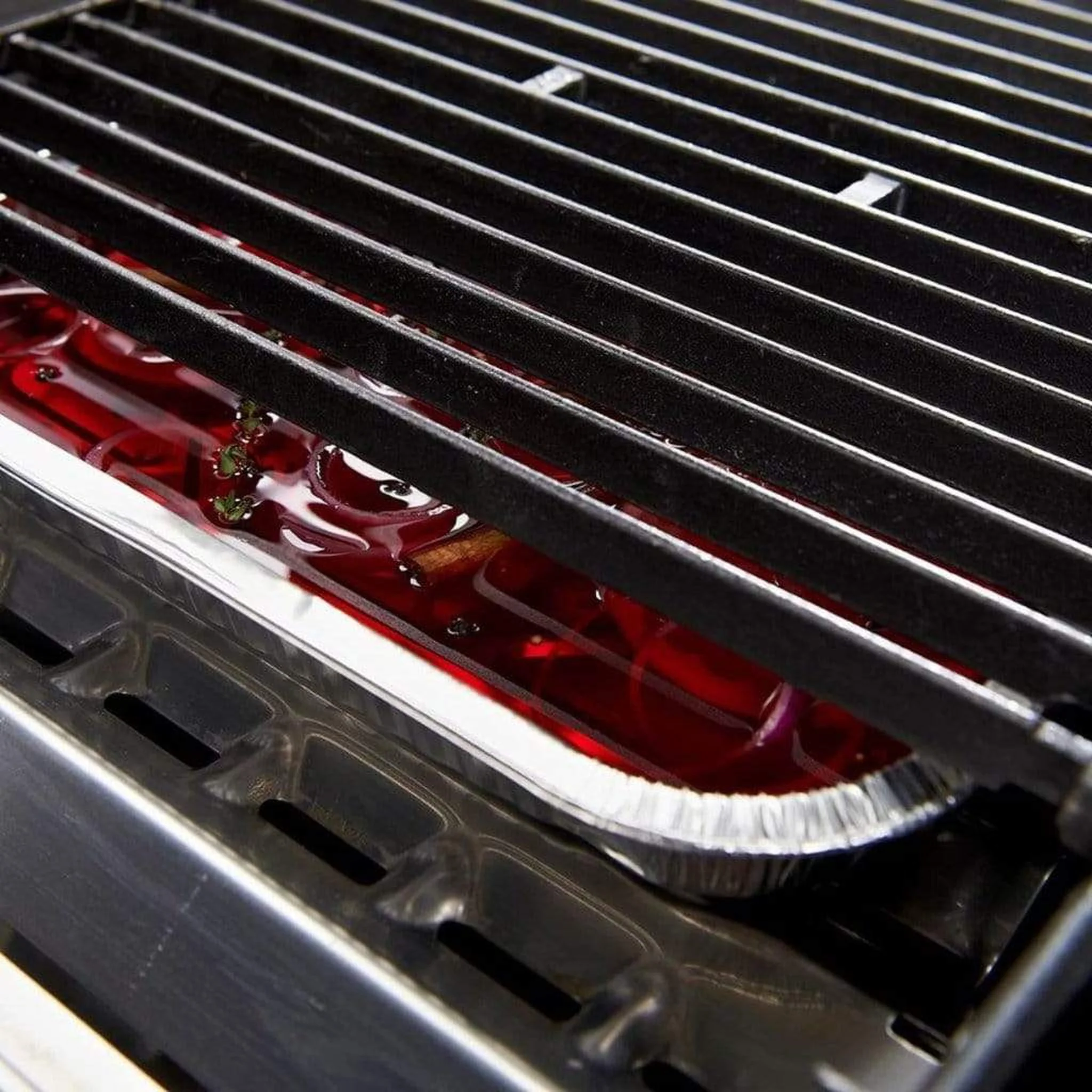 Broil King 3-Pack Large Aluminum Foil Drip Pan - Image 4