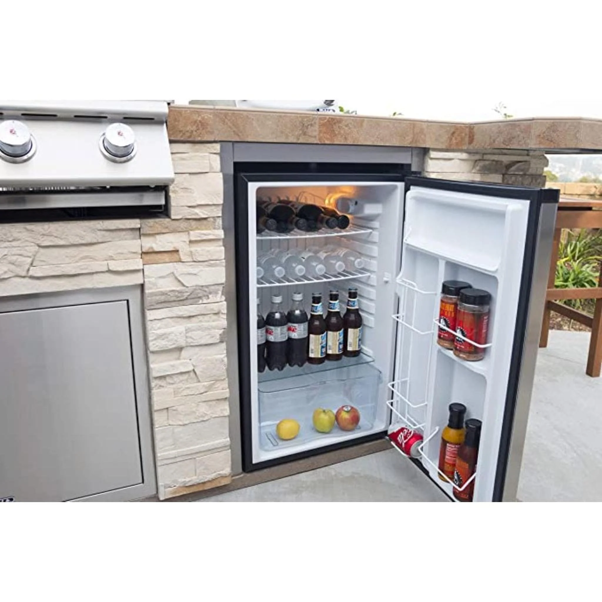 Bull 19" 4.5 Cu. Ft. Standard Refrigerator - Image 5