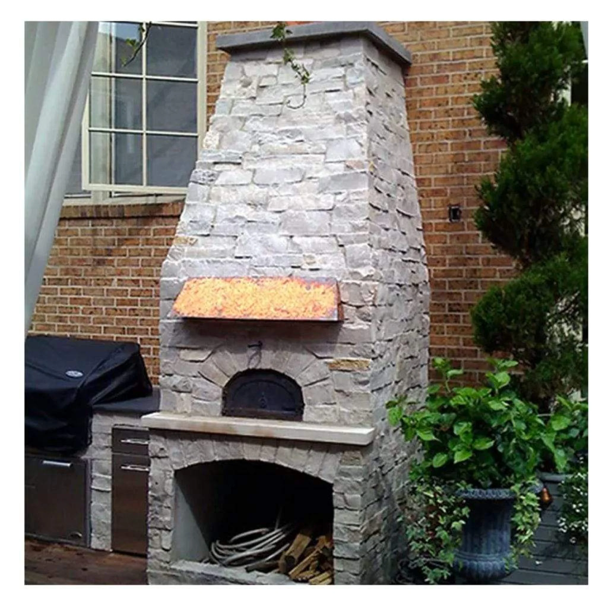 Chicago Brick Oven CBO-500 27" x 22" Cooking Surface Wood Fired DIY Pizza Oven Kit - Image 9