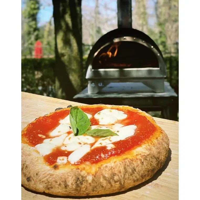 Cru 30 16" Portable Outdoor Wood-Fired Pizza Oven - Image 5