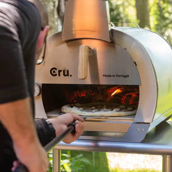 Cru 32 G2 20" Outdoor Wood-Fired Pizza Oven - Image 9