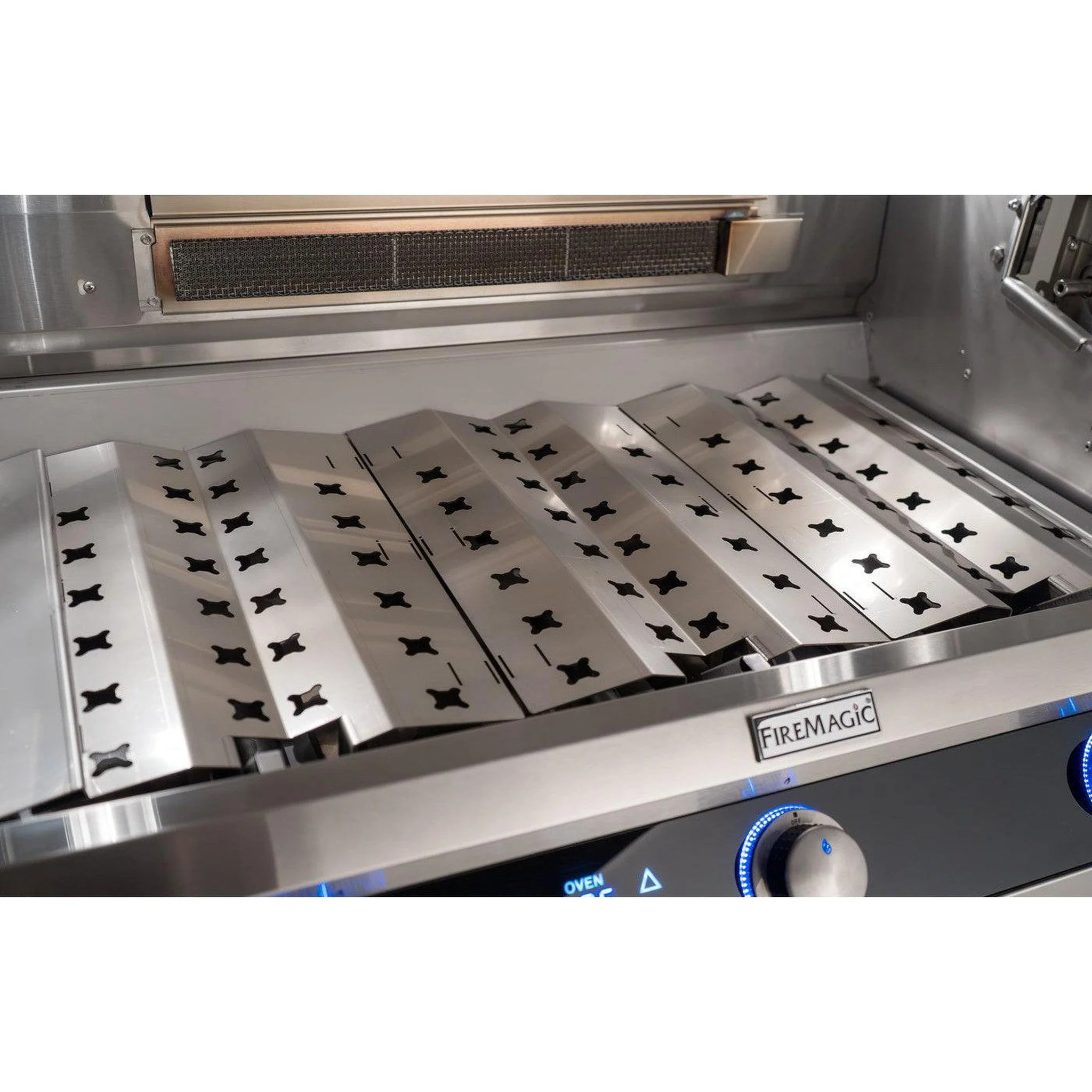 Fire Magic Echelon Diamond E660i 30" 3-Burner Built-In Gas Grill With Digital Thermometer and Optional Magic View Window - Image 7