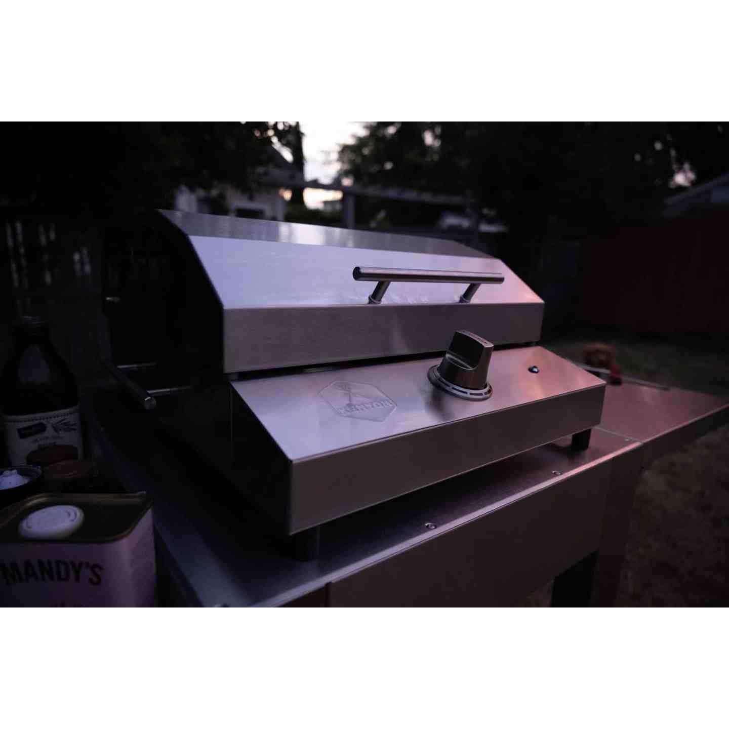 Kenyon G2 27" 120V 1-Burner Electric Grill With Stand - Image 16