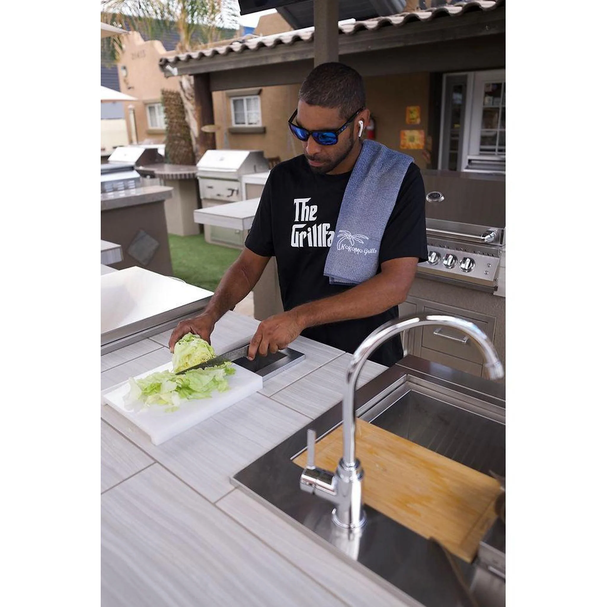Kokomo Grills 7" Trash Chute and Cutting Board - Image 6