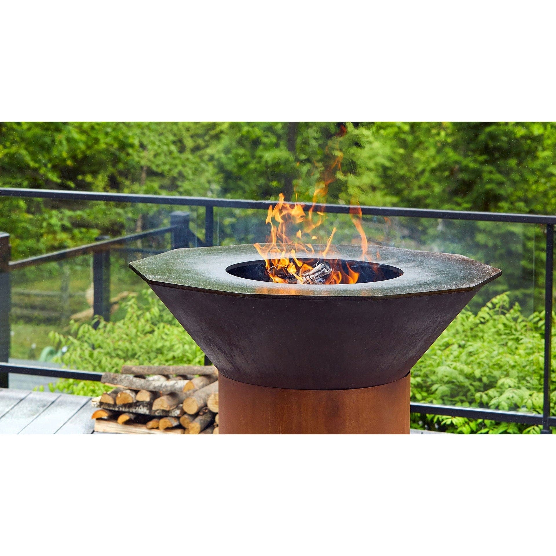 Le Bol 19" Oxidized Patina Wood Fired Outdoor Grill - Image 9
