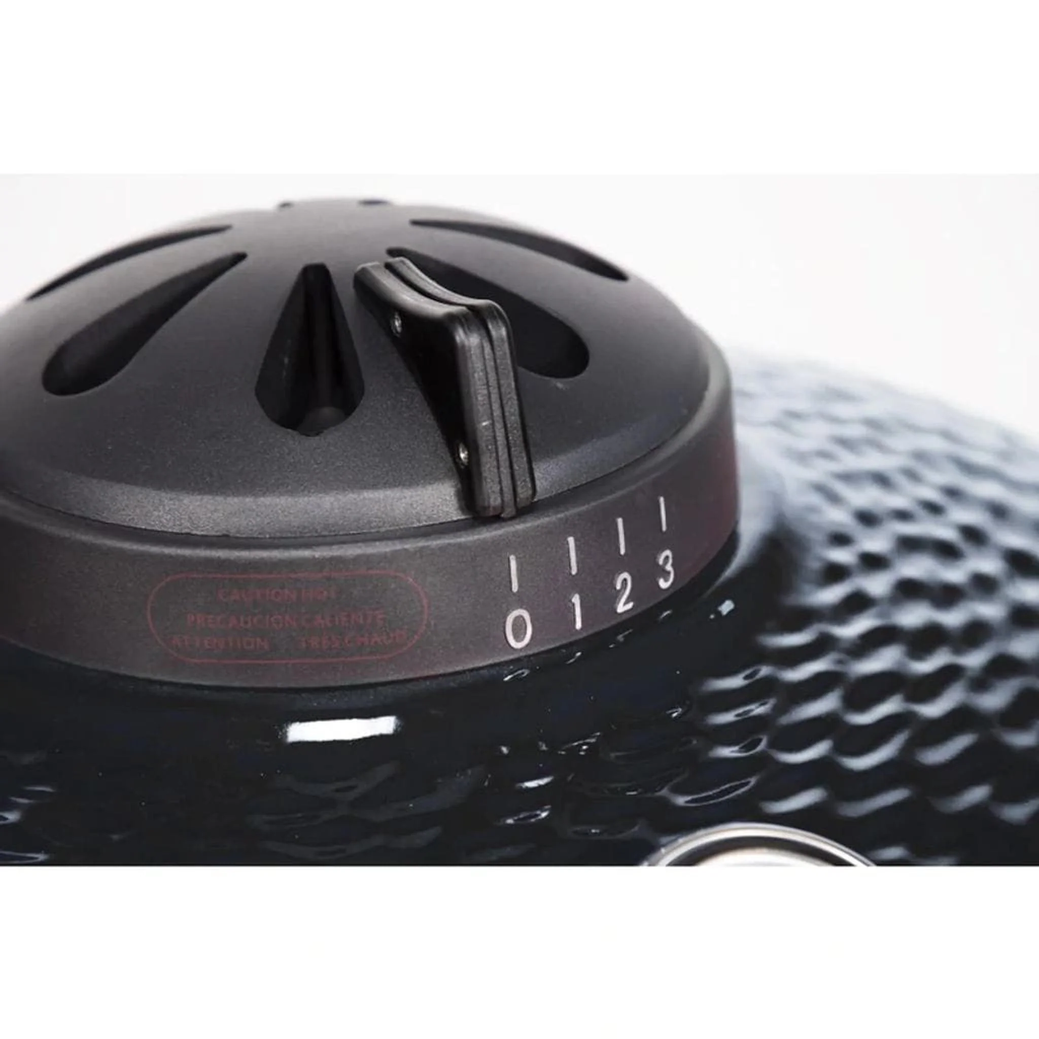 Louisiana Grills 22" K22BLK Ceramic Series Kamado Charcoal Grill - Image 5