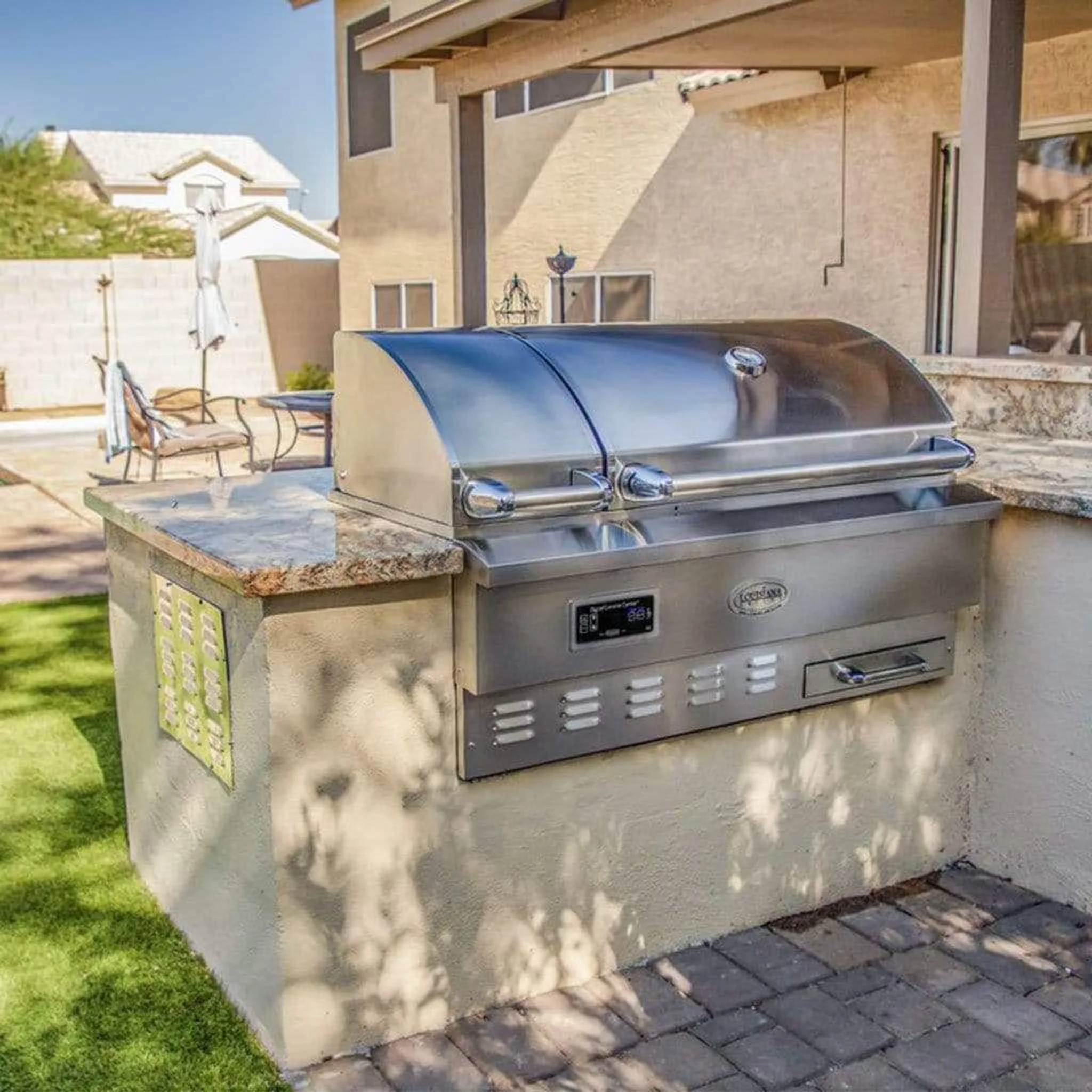Louisiana Grills LG860BI Estate Series Built-In Pellet Grill With Digital Control - Image 3