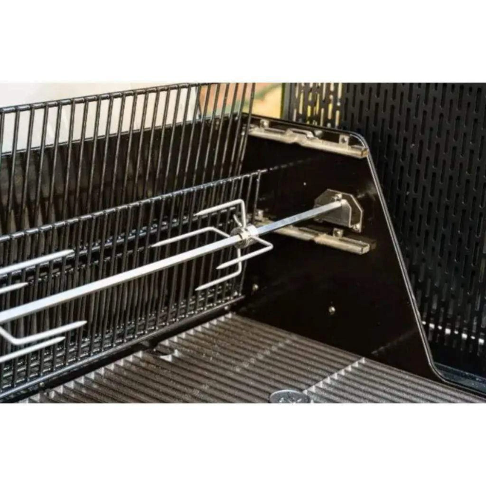 Masterbuilt Gravity Series™ Rotisserie Kit - Image 3