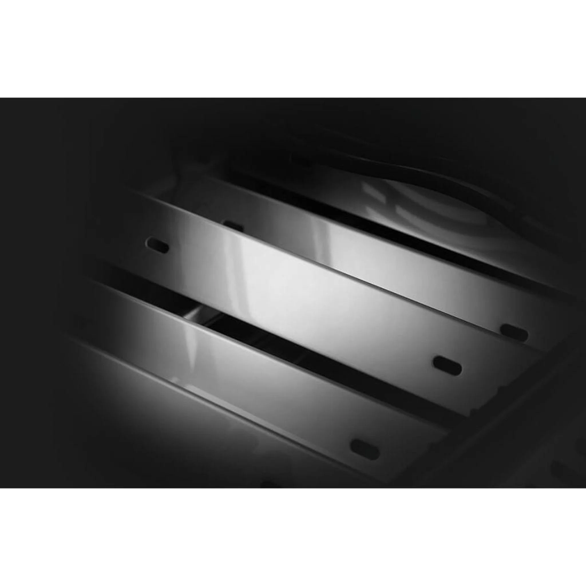 Napoleon 51" Rogue 425 Gas Freestanding Grill - Image 9