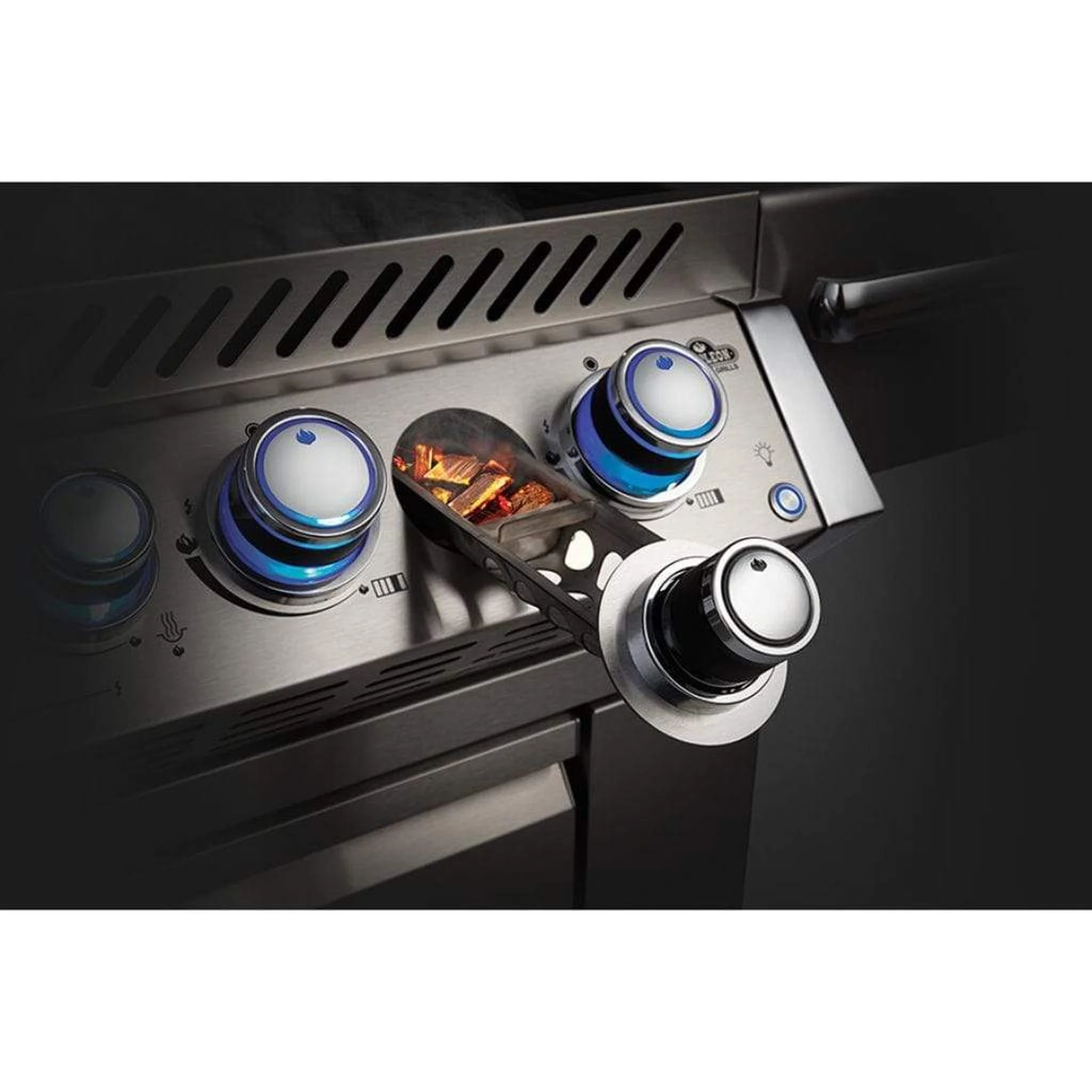 Napoleon Prestige PRO 825 56" Built-in Natural Gas Grill With Infrared Bottom and Rear Burners - Image 9