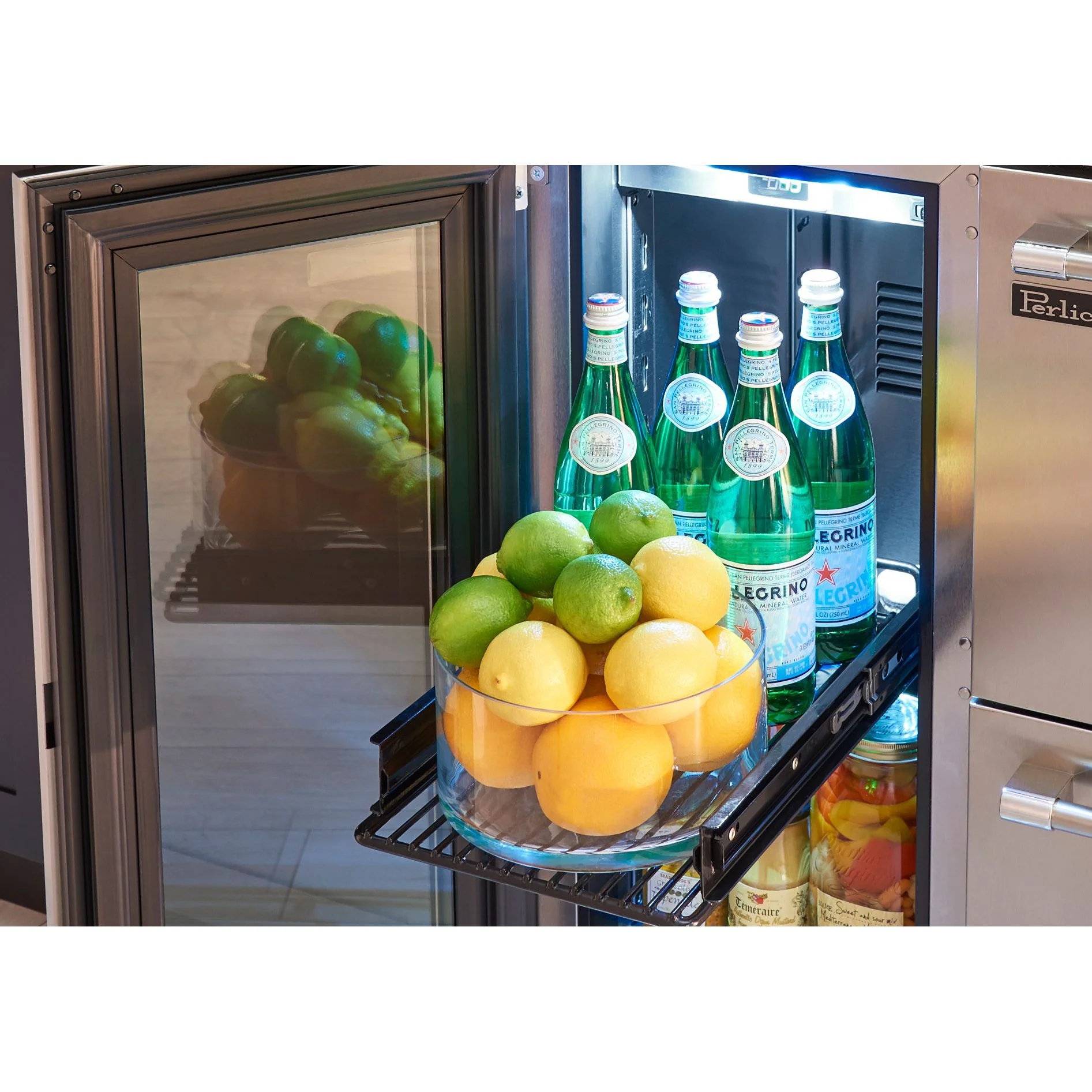 Perlick Signature Series 15" Marine Grade Refrigerator with Fully Integrated Panel-Ready Solid Door Hinge Left with Lock - Image 2