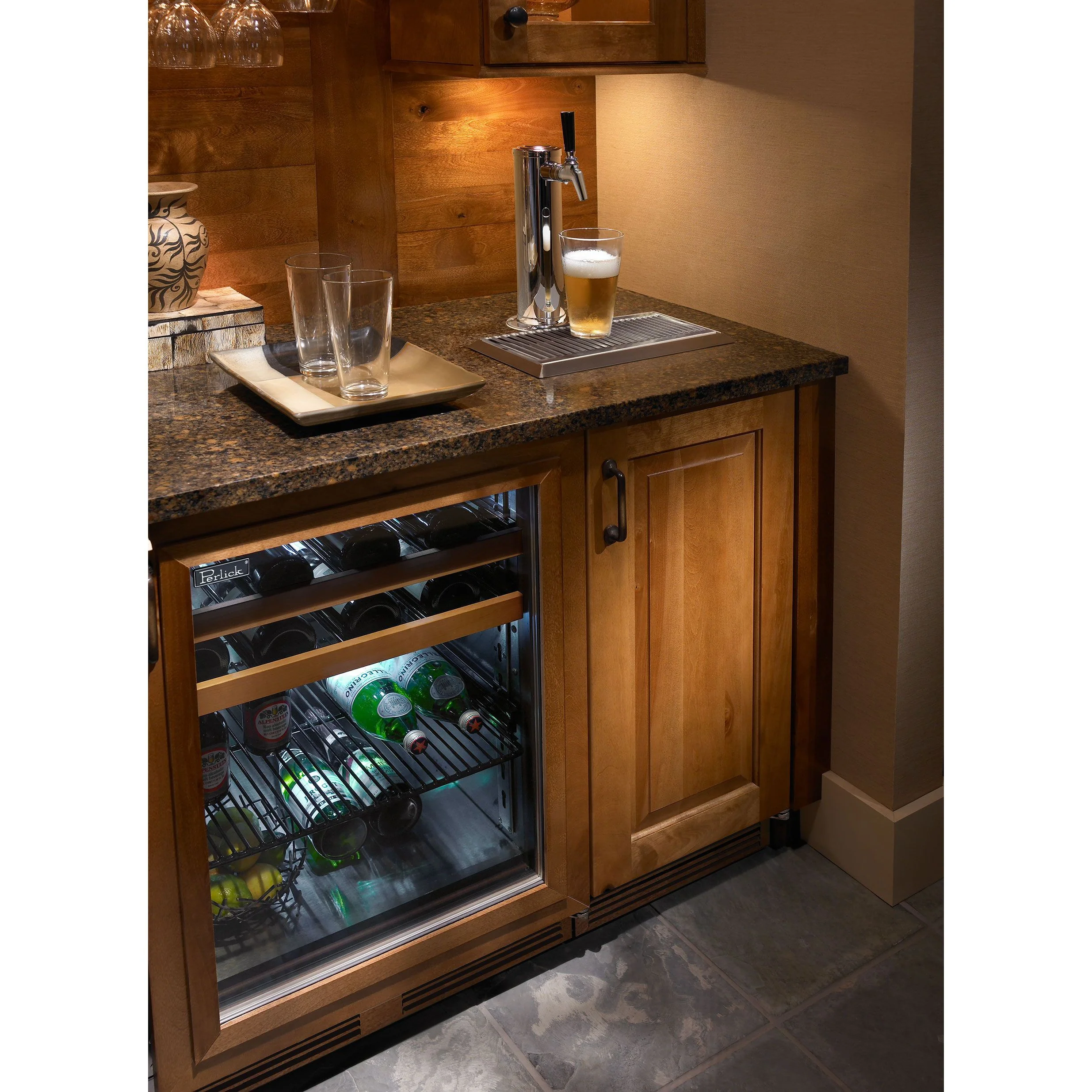 Perlick Signature Series 15" Outdoor Keg Dispenser with Fully Integrated Panel-Ready Solid Door Hinge Right with Lock - Image 3
