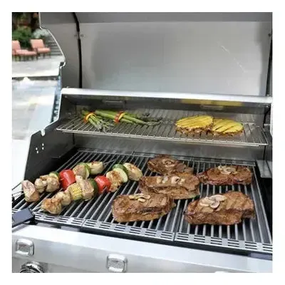 Saber Stainless Steel 3-Burner Freestanding Gas Grill - Image 4