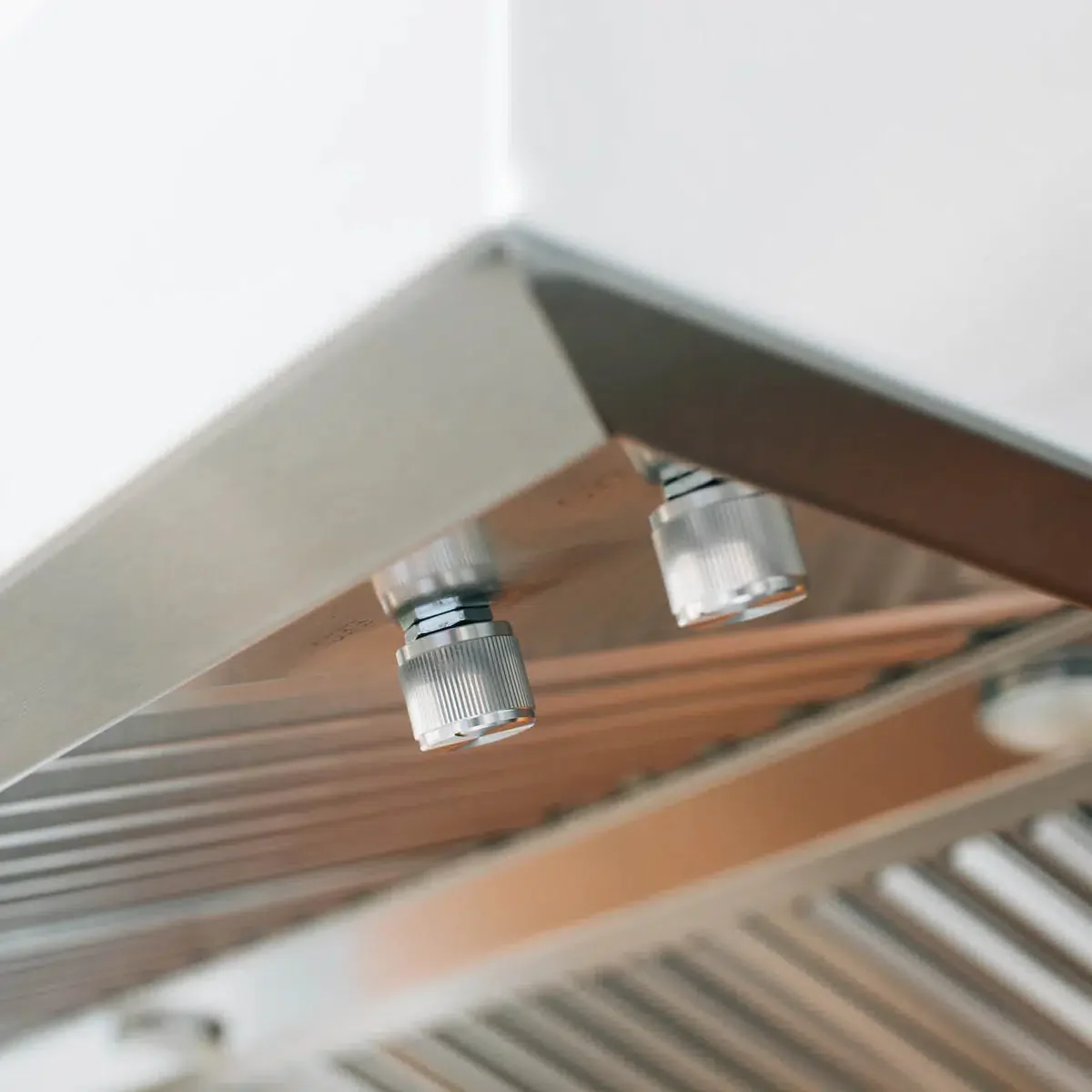 Summerset 60" Outdoor Vent Hood With Dual Motors - Image 4