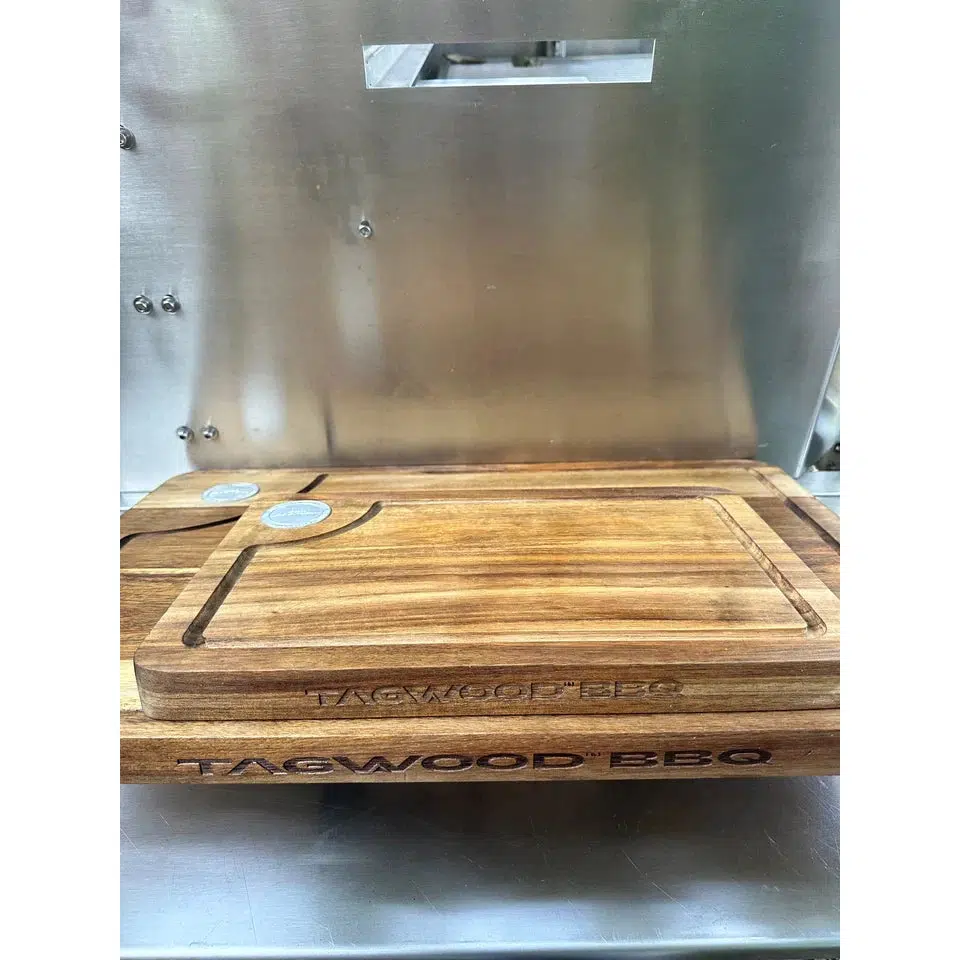 Tagwood BBQ 15" Edge-Grain Cutting and Carving Board - Image 2