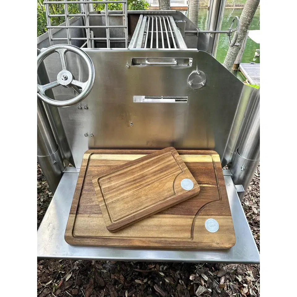 Tagwood BBQ 24" Edge-Grain Cutting and Carving Board - Image 4