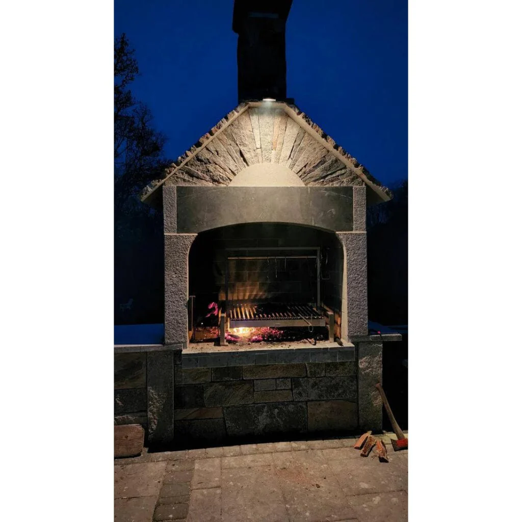 Tagwood BBQ Argentine Santa Maria BBQ09SS 40" Insert Style Stainless Steel Wood Fire and Charcoal Gaucho Grill With V-Shape Grate and Extended Right Sided Height Adjustable System - Image 14
