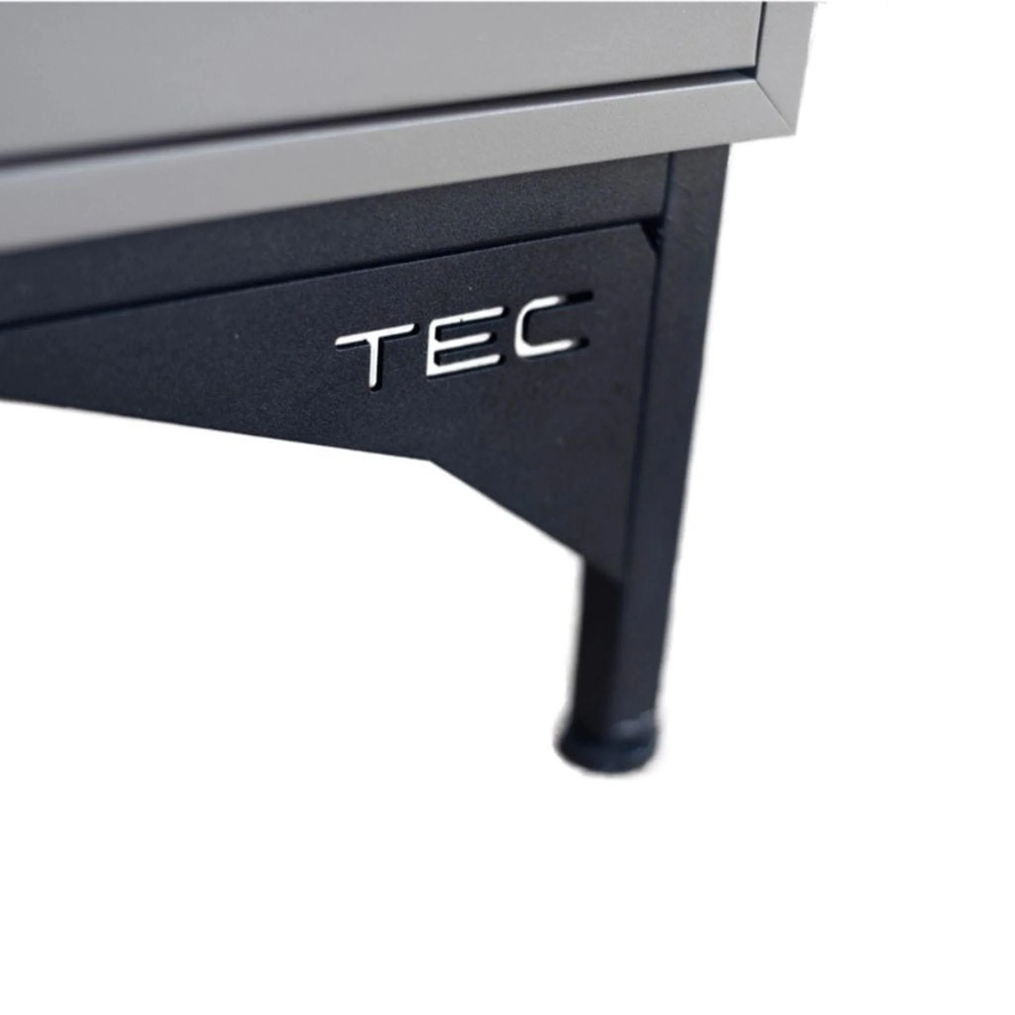 TEC Grills 26" Patio FR Built-In Infrared Gas Grill On Midcentury Modern Island - Image 10